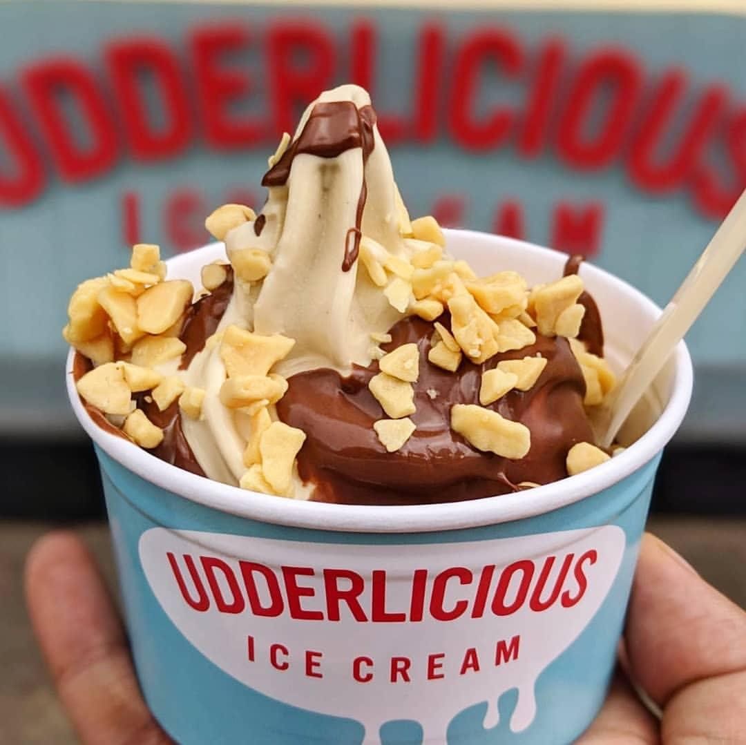 It's Tuesday, 
It's 18 degrees,
And instead of sitting in work, all we can think about is eating <a href="/udderliciousLDN/">Udderlicious</a> ice cream in Arena Square. We'll see you there!