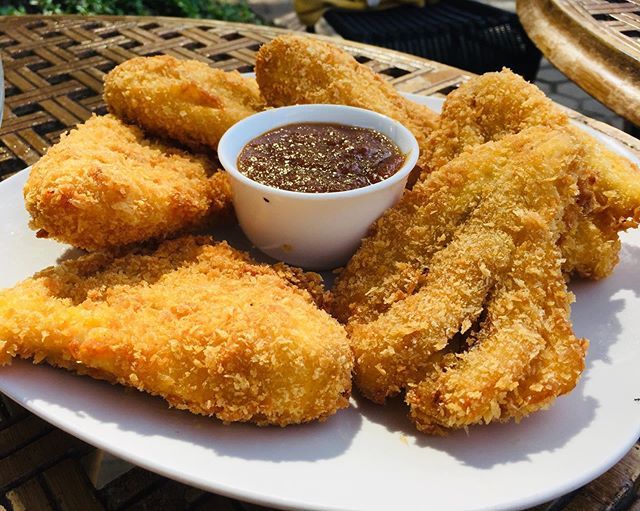 incdo's tweet photo. A must try snack at Apple Tree Hotel... maruya with langka latik! https://t.co/lGL6TBQMK2 https://t.co/oQR5GLG3GX