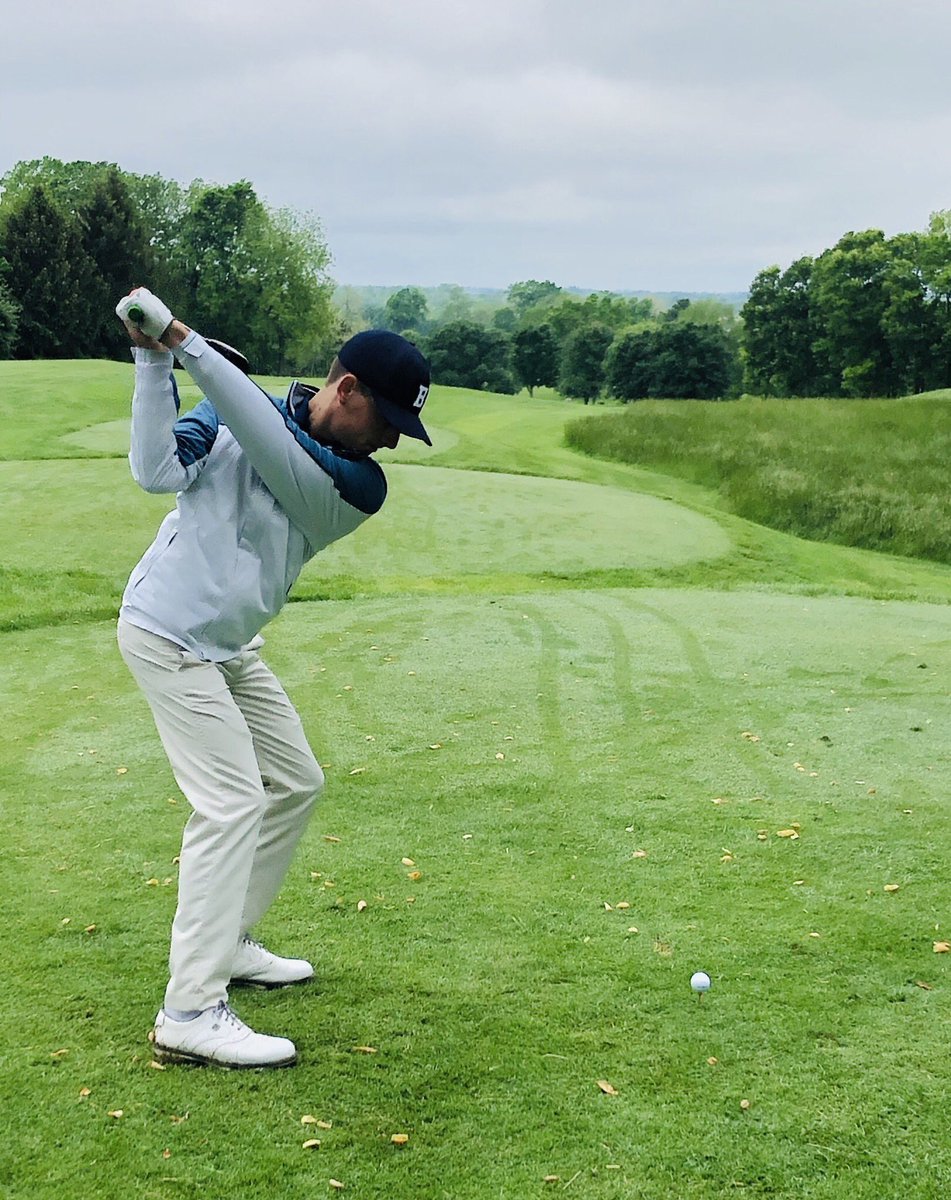 Best of luck to <a href="/BerryMGolf/">Berry Men's Golf</a>’s Preston DeSantis as he opens competition at the <a href="/NCAADIII/">NCAA Division III</a> Championships today! #WeAllRow 

📊 results.golfstat.com/public/leaderb…