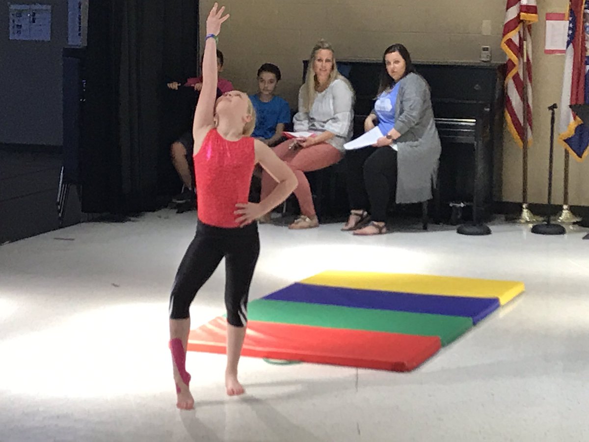 The <a href="/BeulahRalphElem/">Beulah Ralph Elem</a> Talent Show is a big hit! Timberwolves showed off their many skills, including dance, music, magic, and much more. So cool to see kids get to show off different sides of their personalities! 
Special thanks to <a href="/teamsmith334/">🅔🅡🅘🅝 🅢🅜🅘🅣🅗</a>, <a href="/MsJenBrownBEU/">Ms. Brown</a> &amp; <a href="/BEUMusicMartin/">Joy Martin</a>