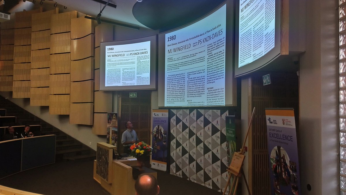 Darryl Herron tweet media