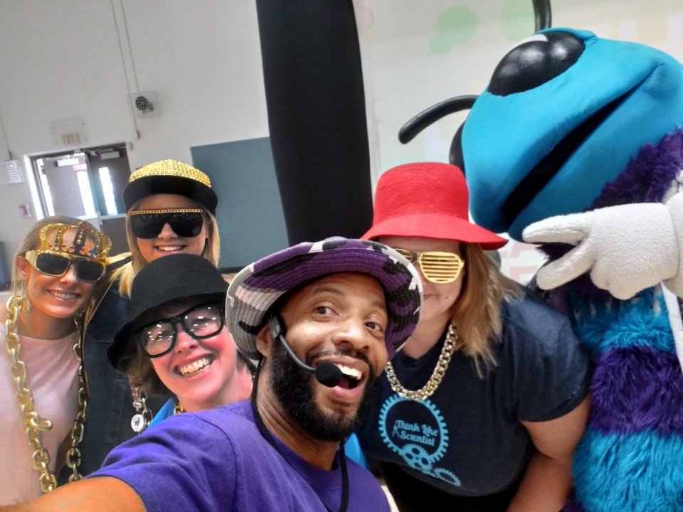 AndieGruber's tweet photo. So what did you do at work today? Oh I just rapped a book with Hugo from the Charlotte Hornets! #IredellCharter @IredellPanther #CSUSA @cnusinov #TEAMCAROLINAS @hornets #hugobus #dowhateverittakes #kidslovedit https://t.co/s6LDNxPNwI