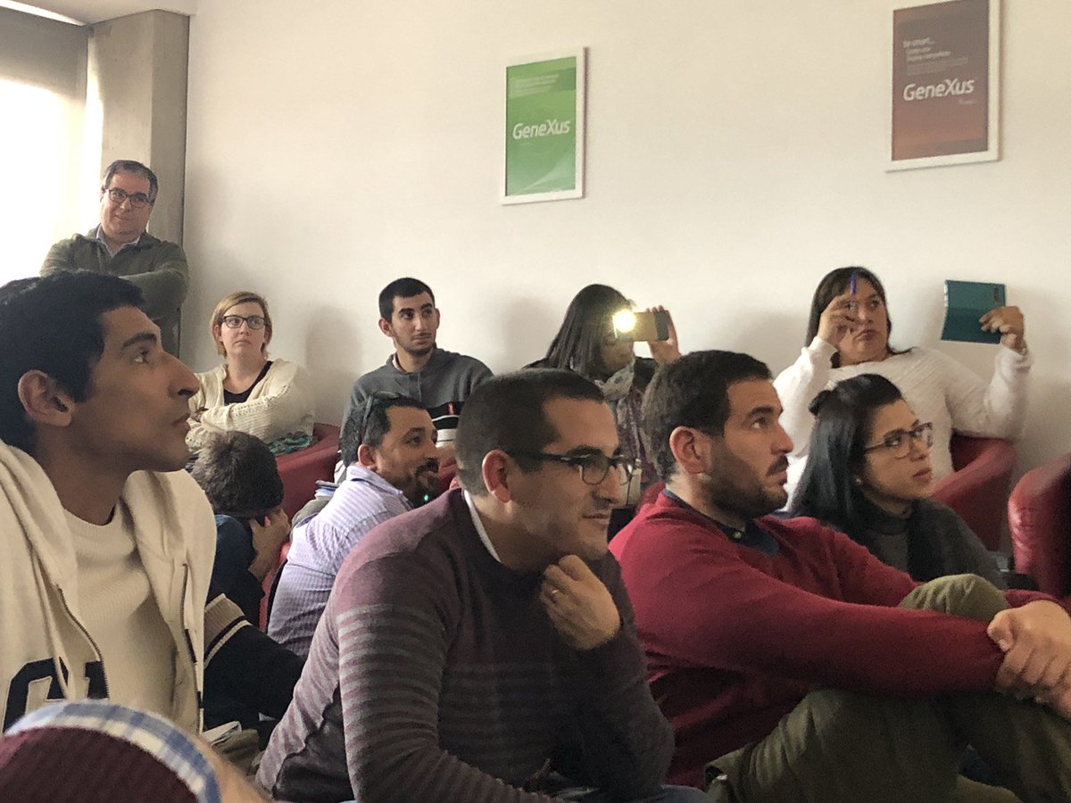 GeneXusStudents's tweet image. &quot;#GeneXusForStudents es el paquete #GeneXus que hemos creado especialmente para estudiantes. Tiene un costo reducido e incluye capacitación y certificación internacional que les permite acceder al mercado laboral&quot;, explica @anibalgonda a la @UTECuy 

#Uruguay
#Montevideo