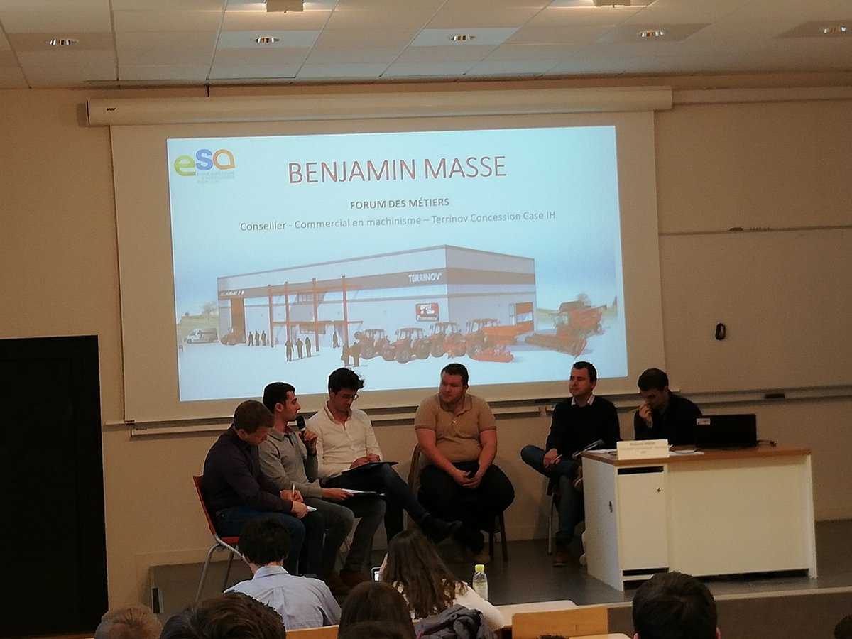 Forum métiers #4 #Agricadre #Promo28 avec #Benjamin  <a href="/Alumni_ESA/">Alumni ESA</a> <a href="/KvernelandGroup/">Kverneland Group</a> <a href="/Case_IH/">Case_IH</a> <a href="/promodis/">Promodis</a> #Terrinov partage expérience commercial matériel agricole 🚜