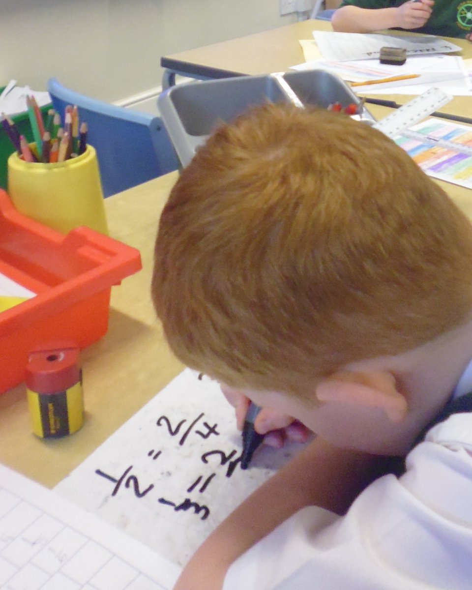Y3Carlton's tweet photo. This week we have been working hard to find equivalent fractions @Acreheads7ST https://t.co/n0sCnkTx9S