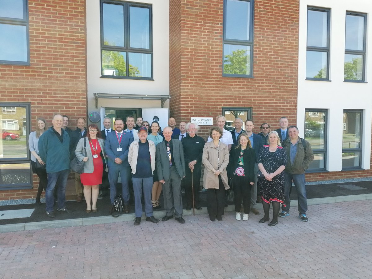 SouthendCityC's tweet photo. Project team, build partners, councillors, residents &amp; guests were invited to the handover of 15 new social housing homes in Rochford Road today, 4 of which are wheelchair accessible #opportunityandprosperity Read more here: https://t.co/mYsuc0ntse https://t.co/egMFOpIFCv