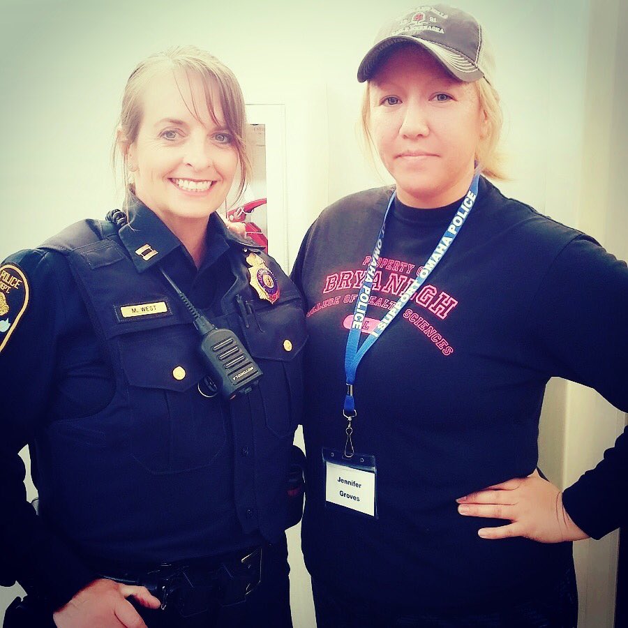 Last night was graduation night for NW Precinct Citizen’s Academy!  Able 1 stopped by for everyone to check out. We had a really great class with interesting speakers. Thank you <a href="/OPDLauren/">Lauren Genier</a> for all of your hard work. #OPD