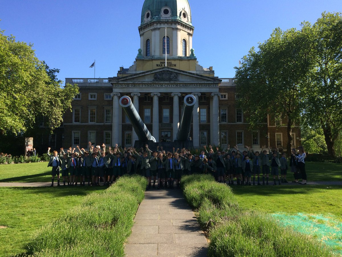 Form 3 at the IWM #NWSnlHistory #NWSnlForm3