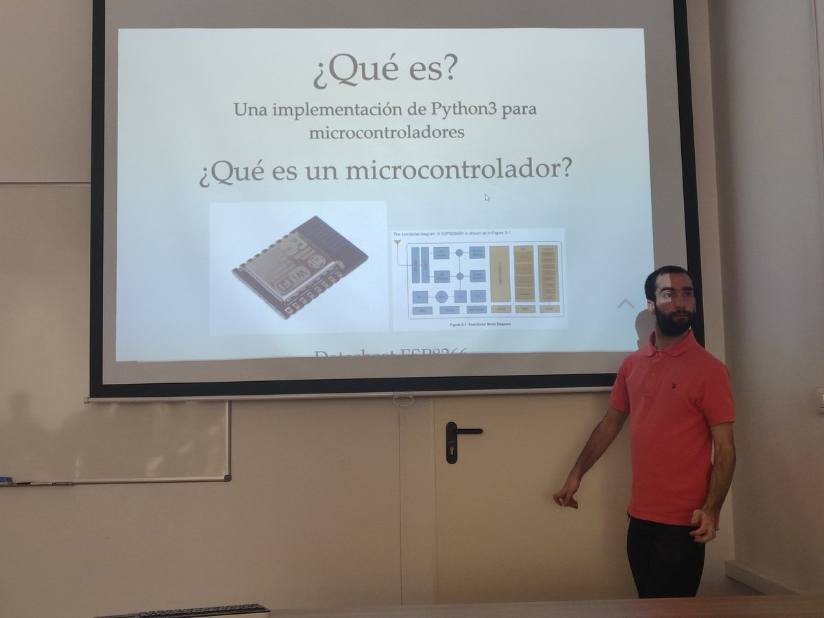 Inter_ferencias's tweet photo. Empezando con el taller de #PyDataGranada sobre #MicroPython por @kcobos_ en la @ETSIIT_UGR.

Estamos en el aula -1.2 y vamos estar aquí toda la tarde. Vente! https://t.co/TKkCGHhekM