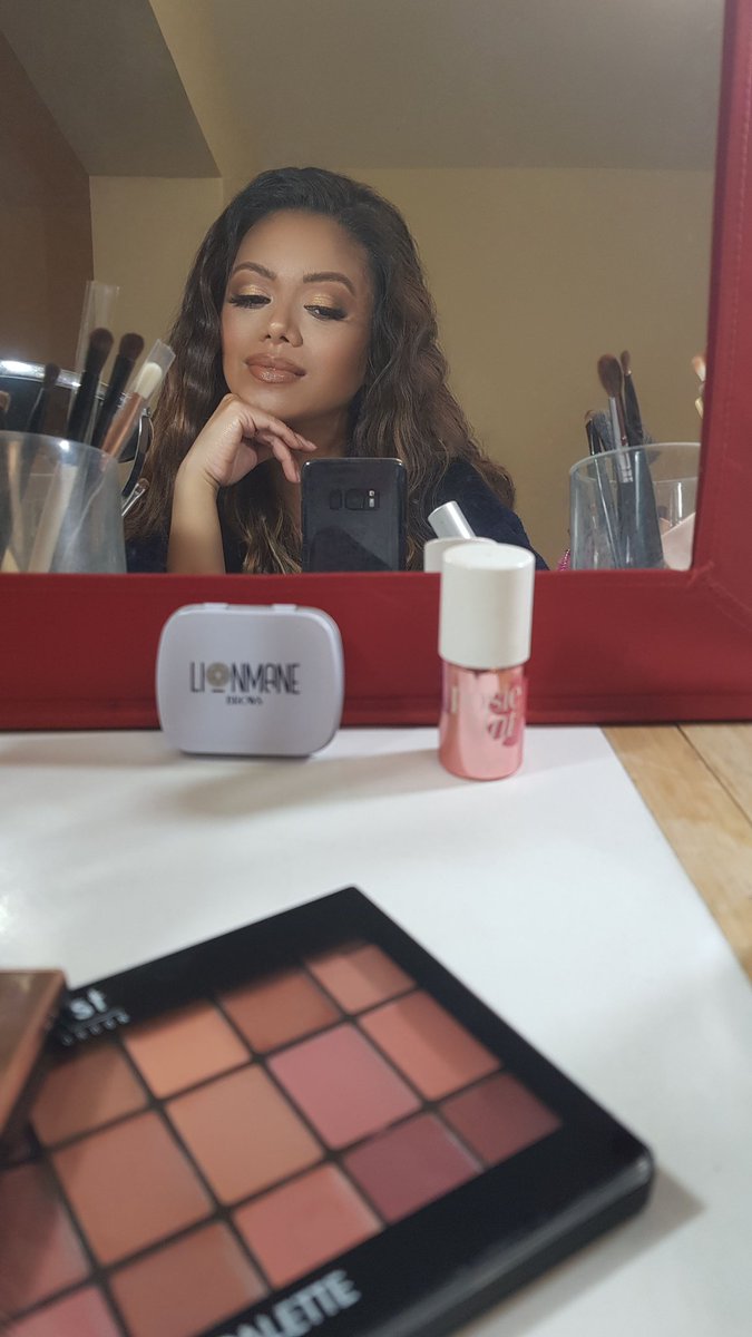 LionManeBrows_'s tweet photo. @SummarellAshley You ladies are still very young.  I'm 40 yrs old and just started last year October 😭🙈 https://t.co/WTuDtp3lIW