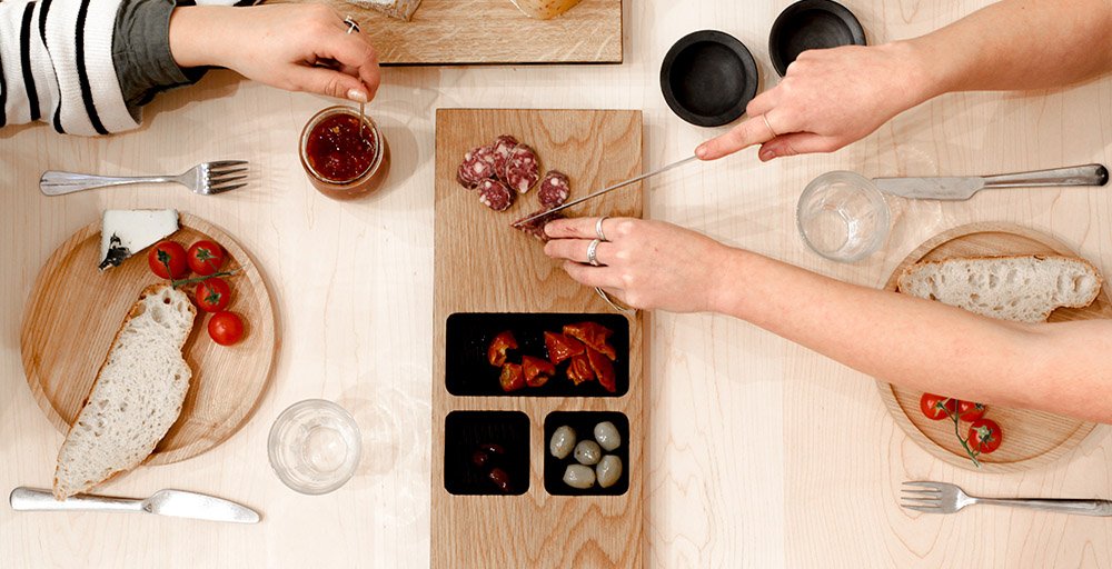 These serving and #sushi #boards are made in Cornwall by <a href="/h_scottdesign/">Heather Scott Design</a> Heather Scott Design - they are made to be used and food to be shared. Inspired by #Japanese design it is beautiful as well as functional. ow.ly/7vXW30oJpsZ