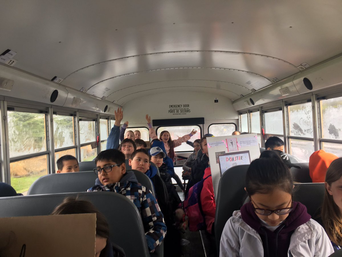 mrsbeansjuniors's tweet image. And we’re off!! #CodingQuest @IngeniumCa #OCSBBeInnovative
