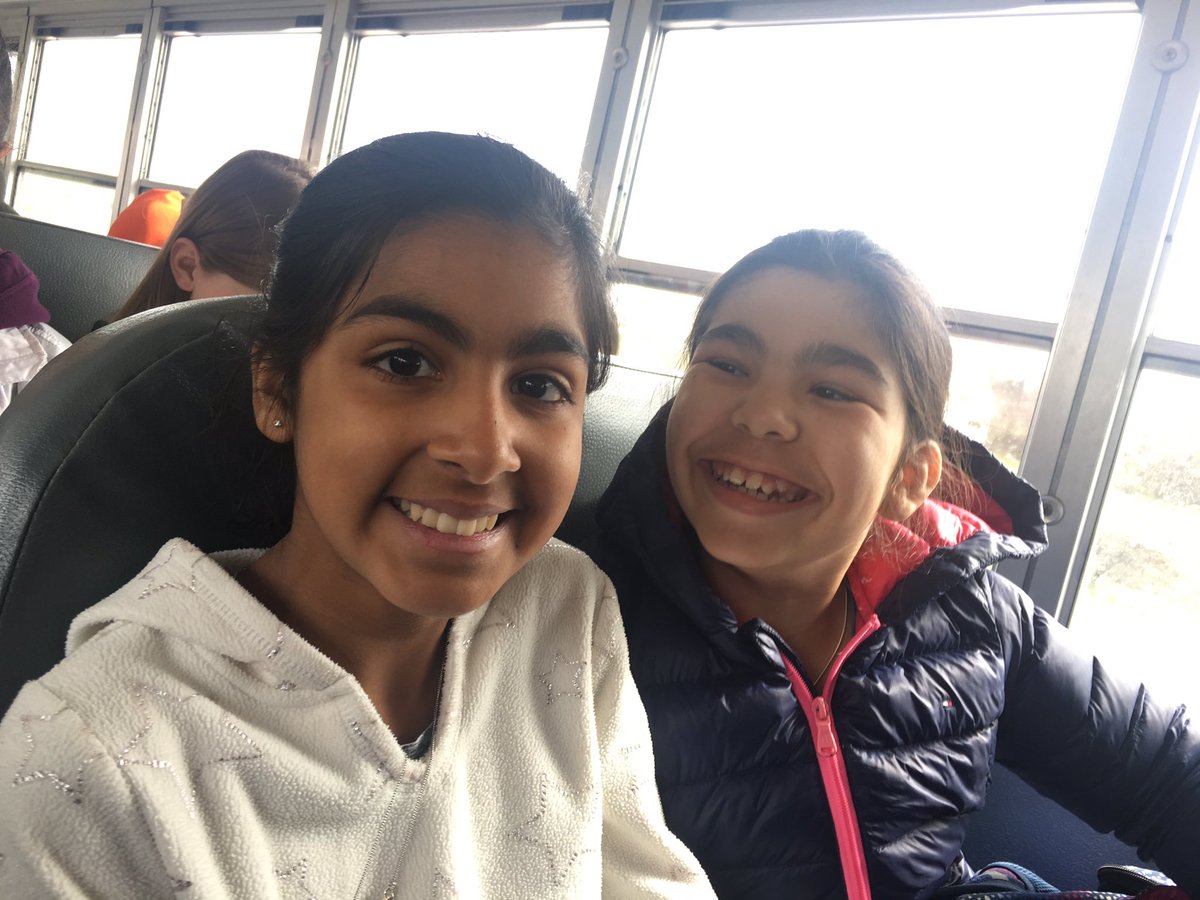 mrsbeansjuniors's tweet image. And we’re off!! #CodingQuest @IngeniumCa #OCSBBeInnovative