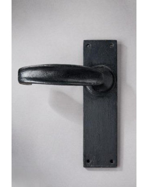 CoxsArchitect's tweet photo. We stock a great range of Black Iron Lever Handles. 
Prices from £20.00 - £25.00 per pair. 
https://t.co/Oes08fkSGg https://t.co/k1d90GzHzg