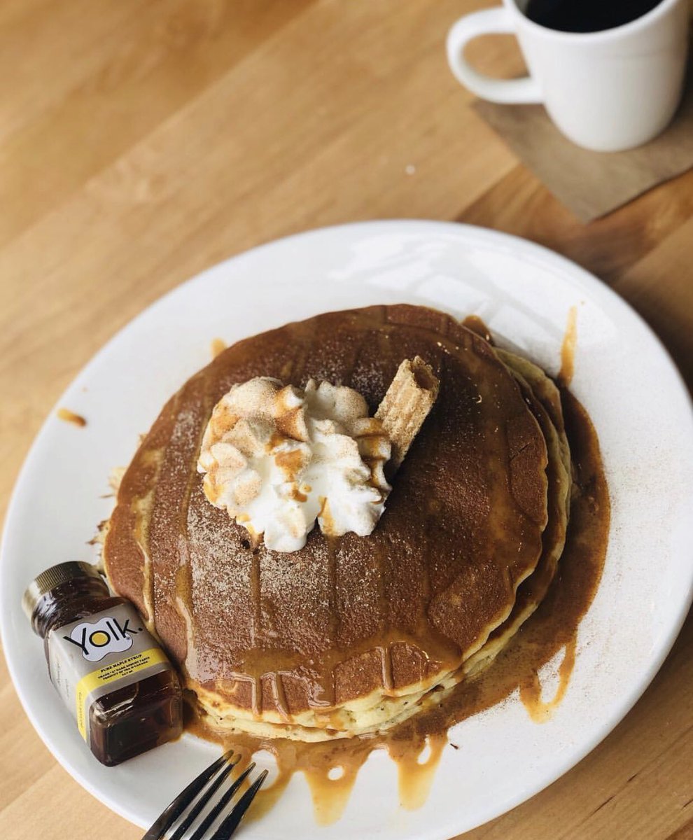 sundancesquare's tweet photo. Whatโs @eatyolk pancake of the month you ask? Well weโll tell ya! Churro cakes! These flapjacks are covered in cinnamon sugar, dulce de leche, whipped cream and a mini churro. Yeah...we freaked out too. ๐ฅ #dinesundance #freevalet #eatyolk https://t.co/s2NsQRd6vM