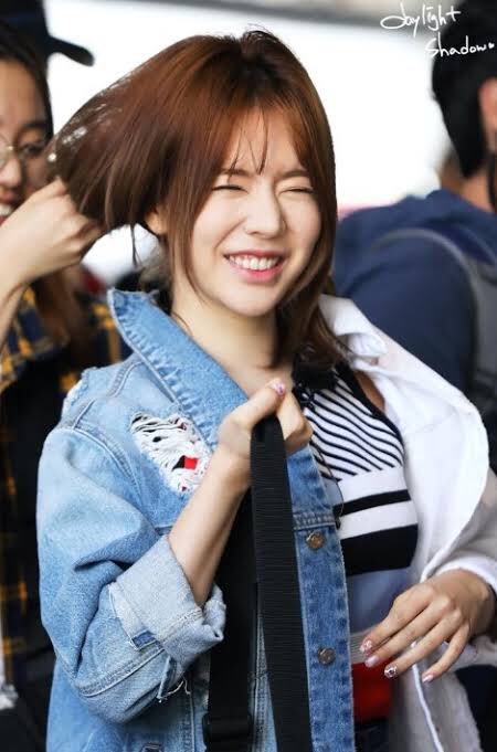 thecatja's tweet photo. แฮปปี้เบิร์ดเดย์ รักรอยยิ้มของซันนี่เสมอนะคะ 💕#HappySunnyDay https://t.co/ac7307dP3R