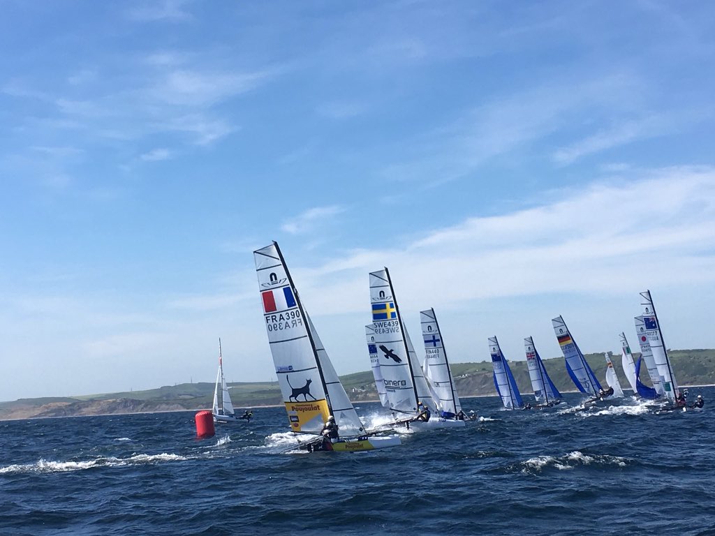 debsw1's tweet photo. Fabulous days racing, even managed to watch the windward mark rounding on one of the Nacra courses #champagnesailing #rya #wpnsa #volvoeuros #rulethewaves https://t.co/uBlWM99wNv