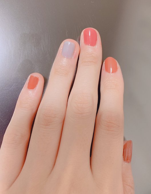 爪塗るとテンアゲよ 