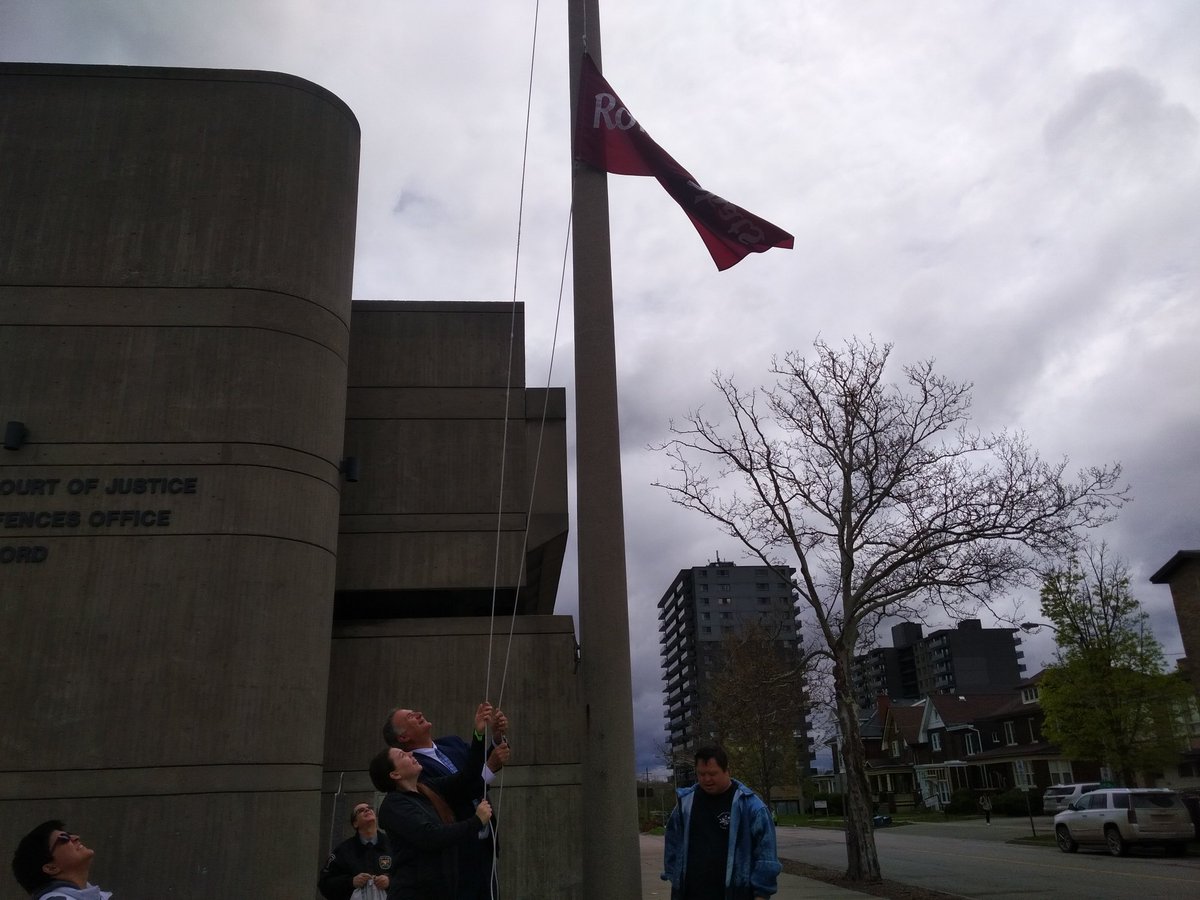 ComLivingBrant's tweet image. Great to raise the @CLOntario flag for Community Living Month with Ronatahskats, Mayor David, Councillor Wall. @CityofBrantford