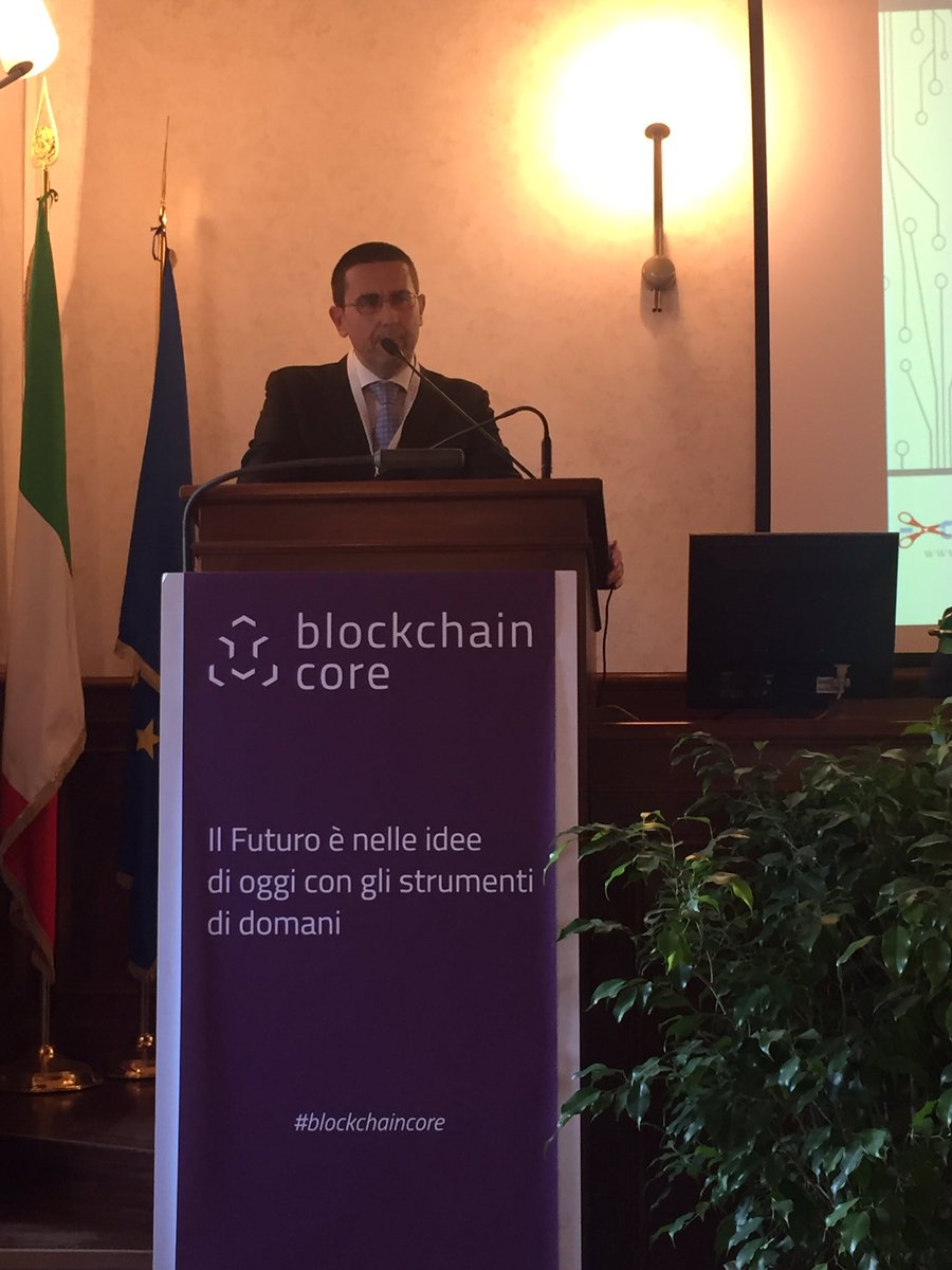 LauraCappelloBC's tweet image. Rodolfo Araneo
Professore Associato Dip. Ingegneria Elettrica Università La Sapienza Roma 

Ci parla di “la Blockchain per il management delle future energy smart grids”

#blockchaincore