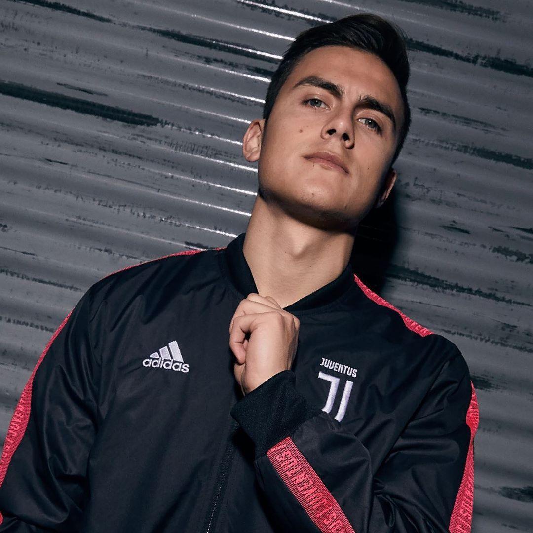 Buurt krekel Onafhankelijk Forza Juventus on Twitter: "Paulo Dybala with the new Juventus jacket for next season. 🔥 https://t.co/iLWVgHAve8" / Twitter Buurt krekel Onafhankelijk Forza Juventus on Twitter: "Paulo Dybala with the new Juventus jacket for next season. 🔥 https://t.co/iLWVgHAve8" / Twitter