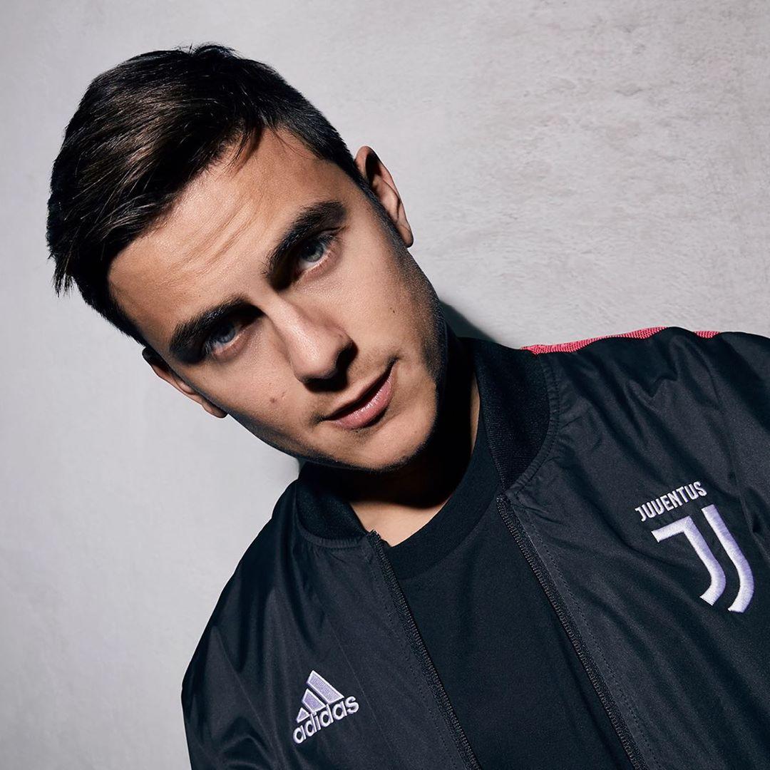 Zweet afgewerkt getuige Forza Juventus ar Twitter: "Paulo Dybala with the new Juventus jacket for  next season. 🔥 https://t.co/iLWVgHAve8" / Twitter