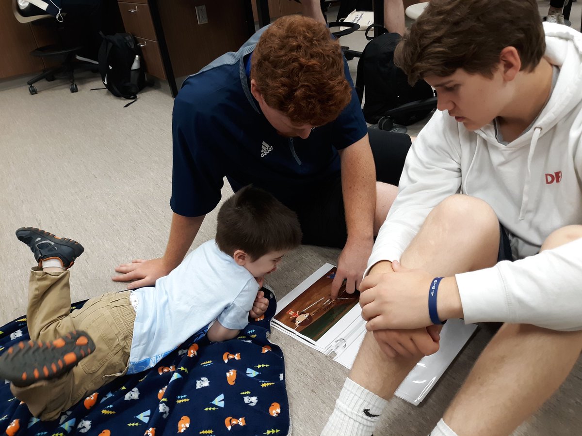 baker_ow's tweet photo. Wrapping up the year of Physics with Children's Storybook time (and an authentic storybook audience!) https://t.co/njA6HY7rQQ