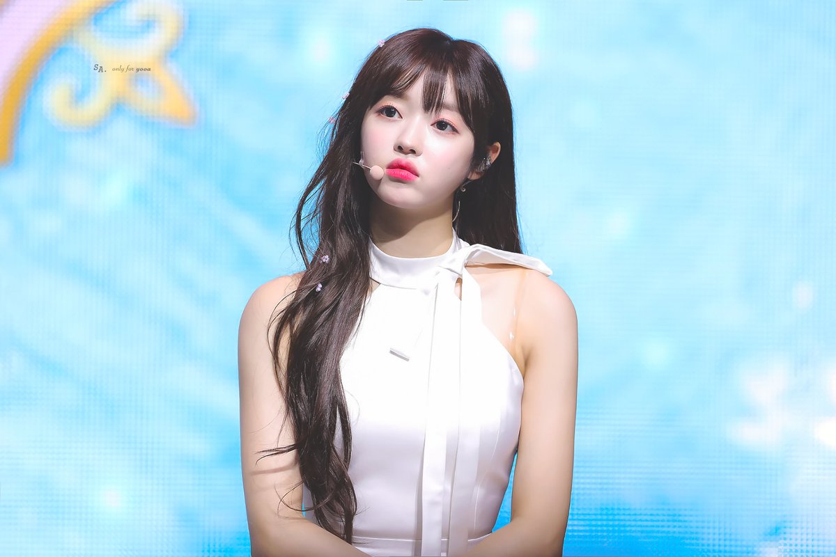 190508 #SSFWL 쇼케이스 #오마이걸 #OHMYGIRL #유아 #YooA ユ ア @WM_OHMYGIRL 기억해 서로를 눈에 담고...