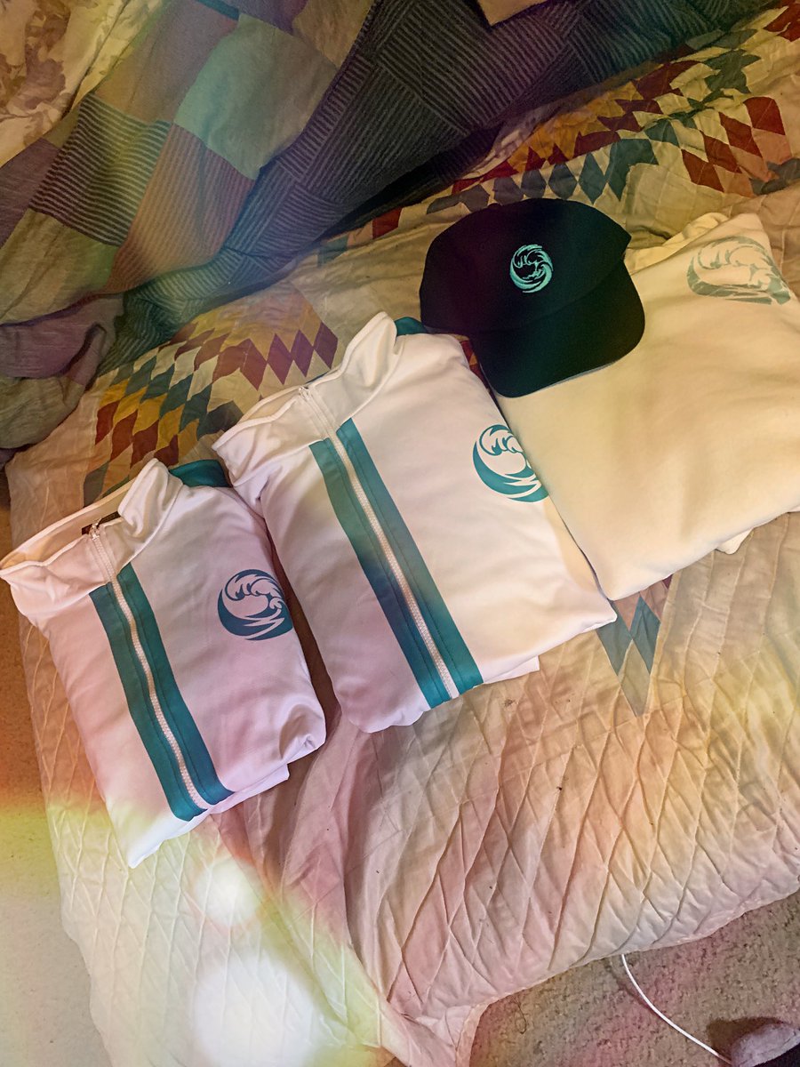 EE »★« (@eevisu) on Twitter photo Gonna do a giveaway for either a BC Jacket, hoodie hat or shirt(if you win I’ll DM you and handle it)
Easy as heck to enter:
RT this Tweet✔️
Like this Tweet too ✔️
Follow <a href="/beastcoastgg/">beastcoast</a> ✔️
Winner picked Sundayyyyy 👏🏾 Gonna do a giveaway for either a BC Jacket, hoodie hat or shirt(if you win I’ll DM you and handle it)
Easy as heck to enter:
RT this Tweet✔️
Like this Tweet too ✔️
Follow <a href="/beastcoastgg/">beastcoast</a> ✔️
Winner picked Sundayyyyy 👏🏾