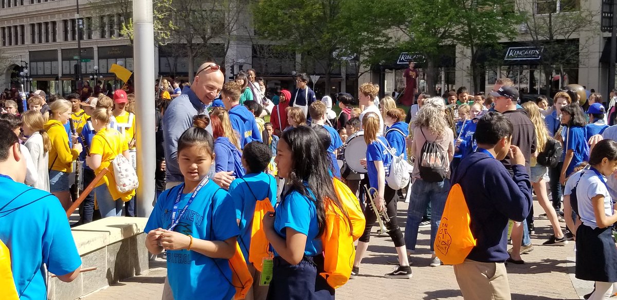 CedrickFBaker's tweet photo. Great parade in downtown St. Paul with so many of our schools! Our students are great! https://t.co/oiMRs1Db6d