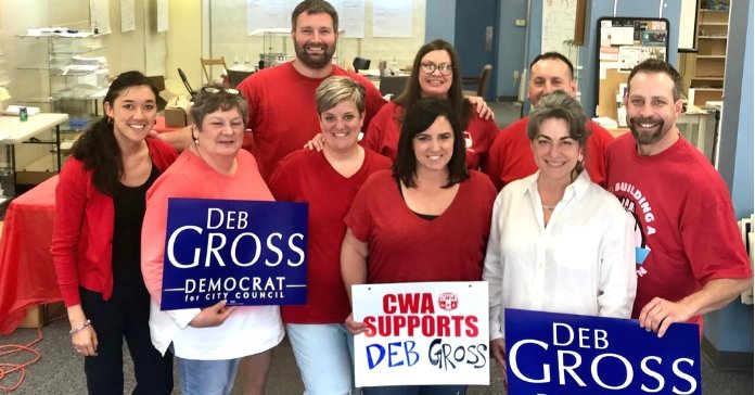 CWADistrict213's tweet photo. Political Activists are working together to build political power for CWA in #PA Primary coming up 5/21! Activists are knocking on doors, making phone calls, &amp; talking to members at work sites to support CWA, labor, &amp; worker rights in PA: https://t.co/9WC26G5xv2 https://t.co/yJbjPxMkF6