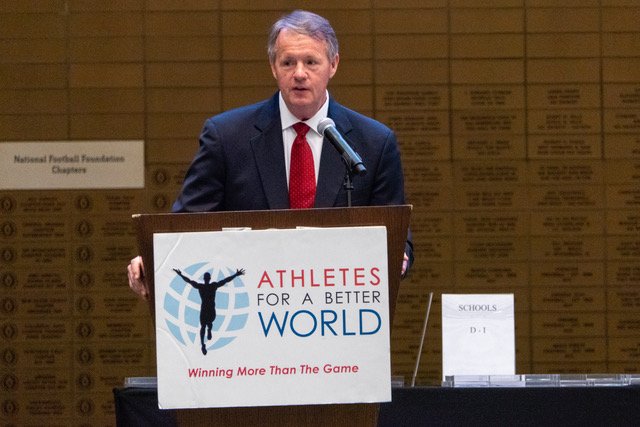 OfficialGHSA's tweet photo. Congratulations 2019 Vince Dooley Scholarship Winners. #AthletesForBetterWorld https://t.co/BVyt1xVKyu https://t.co/z0cmFHleI1