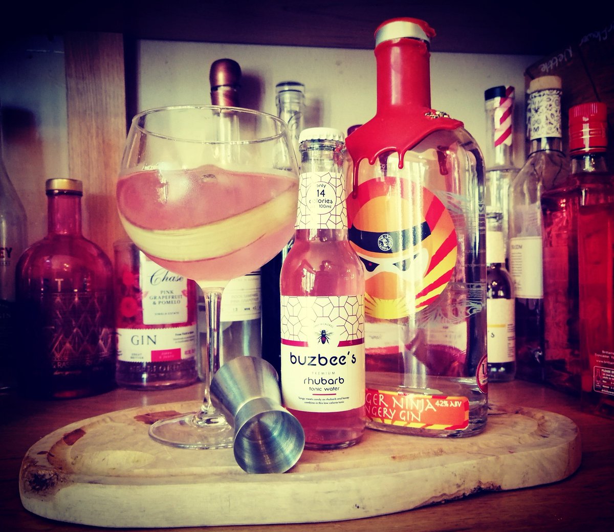TheSaxonTavern's tweet photo. Rhubarb &amp; Ginger is out ... Ginger &amp; Rhubarb is in ... 😍
#ginandtonic #gin #ginoclock @Lord_Sugar @BuzbeesB #earlsbarton #Northamptonshire https://t.co/57g6dayGCm