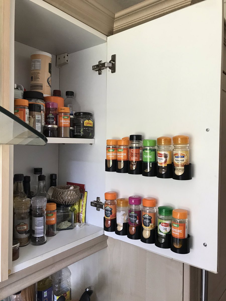 stek977's tweet image. So I printed these a year ago but as we was moving house seemed silly to put them up in the old one. Finally #3Dprinted spice racks up! from @thingiverse gotta love them! Need to find the rest to put them all up. #practicalprinting