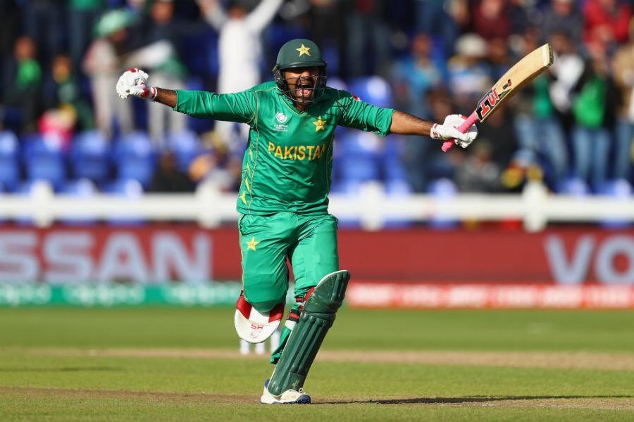 GamePlanPK's tweet photo. We congratulate #Pakistan #WCCaptain @SarfarazA_54 on accomplishing the #2000Runs landmark in #ODI’s!  

An average of 33 in 78 innings with 2 tons,9 half a tons and a strike rate of 85+ makes his stats look phenomenal as a wicket keeper batsman. 👌  
Keep going #Captain! https://t.co/a6wAaCanxZ