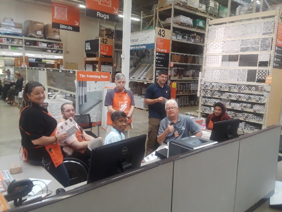 tsmark9's tweet photo. Specialty Tuesday TuffShed training @ HD121. Great group! Thanks Sheena &amp; Larry for allowing me time with these great associates!!!  #TuffShed #HD121 https://t.co/lpa2t2Cyef