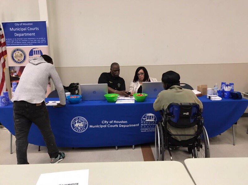 HoustonMunCourt's tweet photo. We're here at #TurnaroundHouston Readiness Fair today until 1pm! For more info, visit https://t.co/bPFocgNi6f
#Houston #FreeAccess #Resources #RT #MCD https://t.co/rGgcQfdZIM