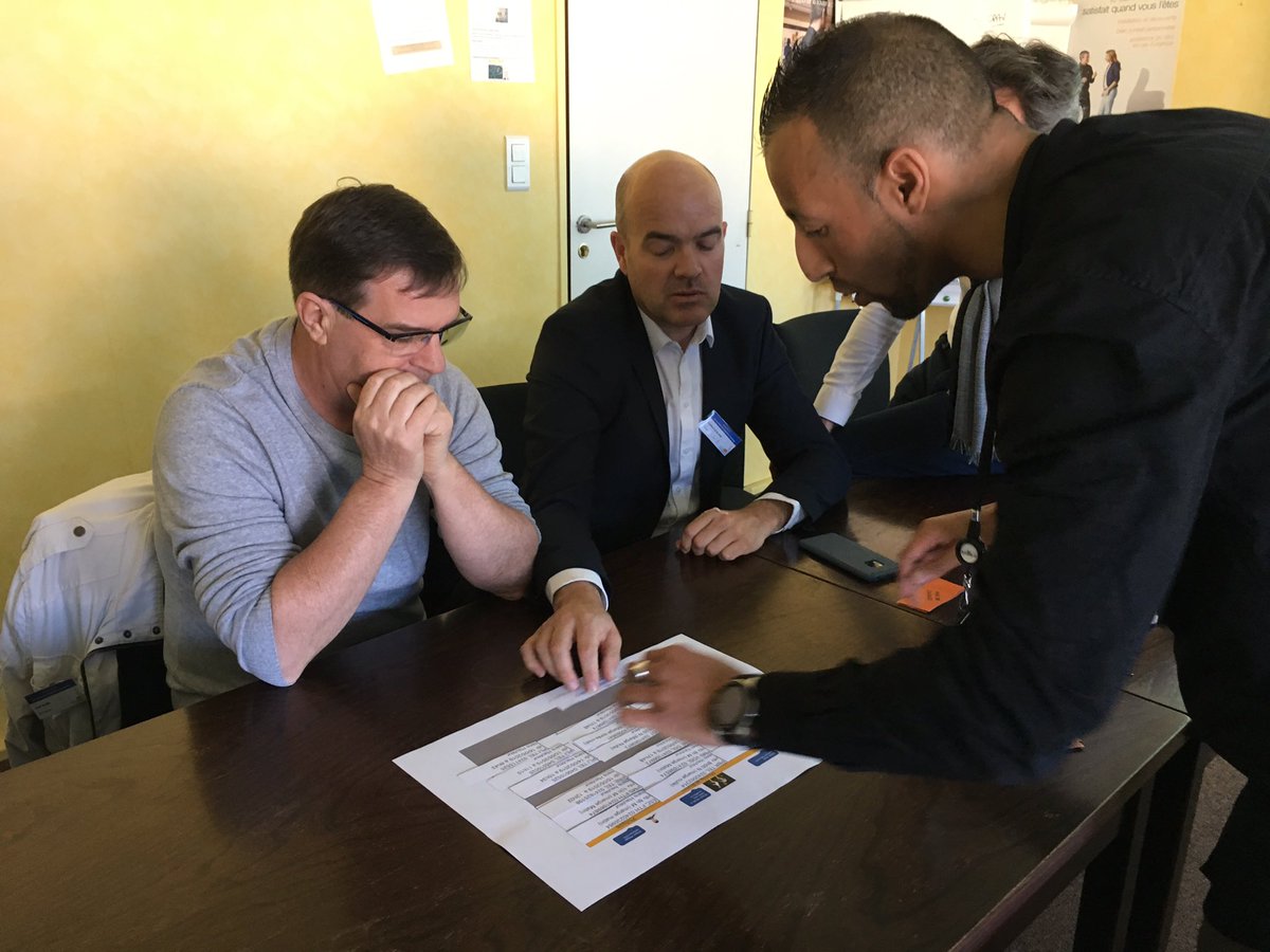 sebastienf_pro's tweet photo. @natpana @Didier65 @TGardez @mickaeldemee Ravi de cette 1ère Journée de l’UAT #Orange_GrandOuest 2019 à #Angers riche d’ateliers multi unités, de vision stratégique et de #RSE. Merci à tous ! 👌🤩 Vivement jeudi pour la 2eme journée à #Bourges @albanmartin @JacobsPierre @J_Montaufier https://t.co/GCdWoRDUq8