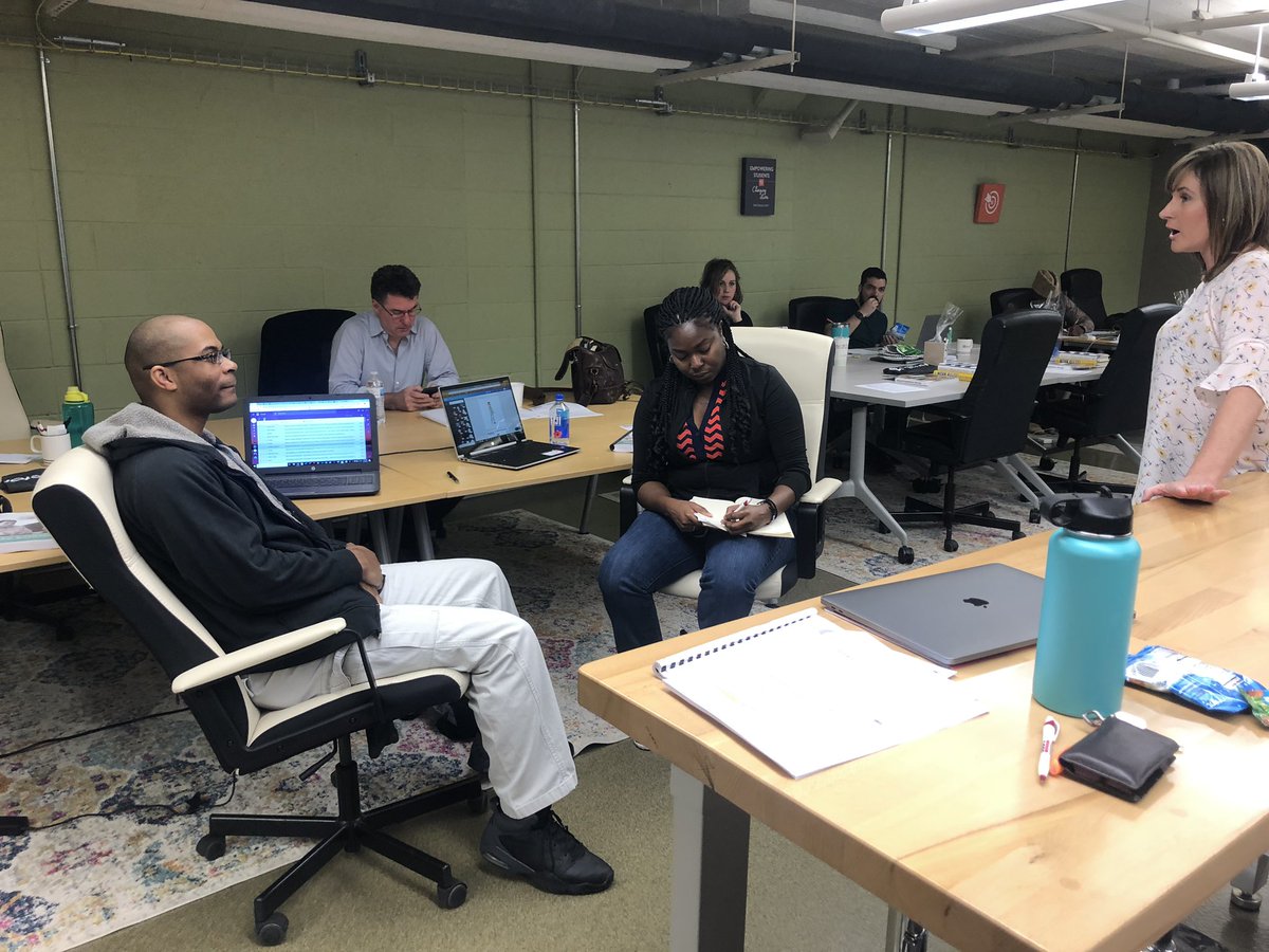 efactorySGF's tweet photo. No time to waste! Its day two of #efactoryaccelerator and teams are diving deep in their first Growth Venture session. 📈📊💰 https://t.co/QZGbI6gnrR