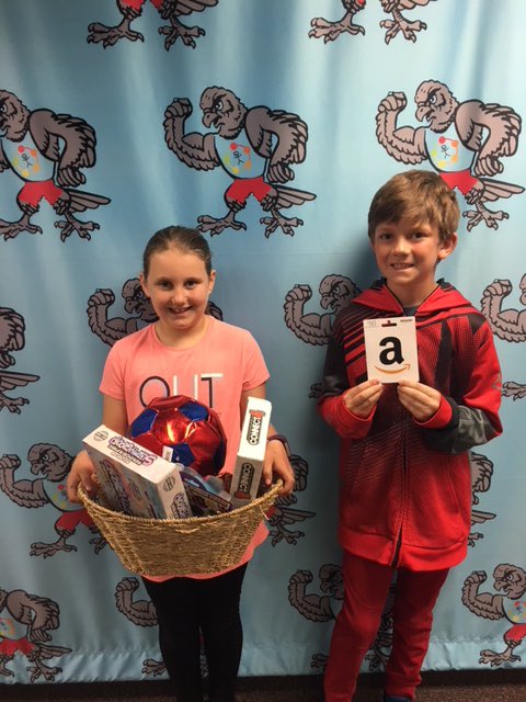 JCDMrsBudd's tweet photo. Congratulations to all of our @ClassDojo Winners! They are all making good choices! Thank you Trackside pizza for donating to pizzas and breadsticks each 8 weeks!  #jcde https://t.co/SdVHPwxcwg