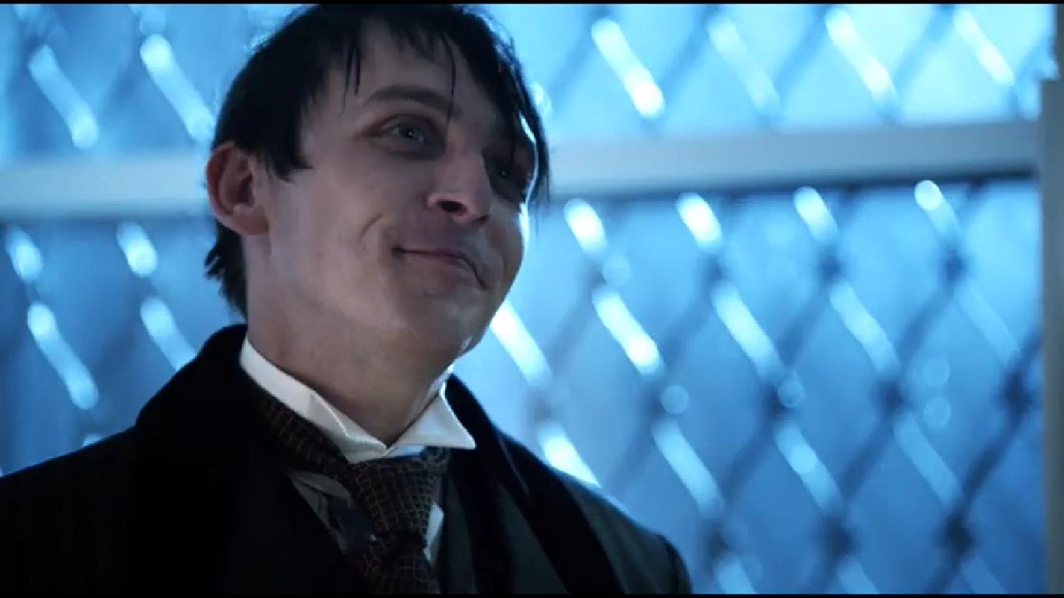 Освальд кобблпот бэтмен 2004. Освальд мокрый как мои глаза. Освальд кобблпот бэтмен 2004. Освальд кобблпот пингвин. Освальд кобблпот готэм.