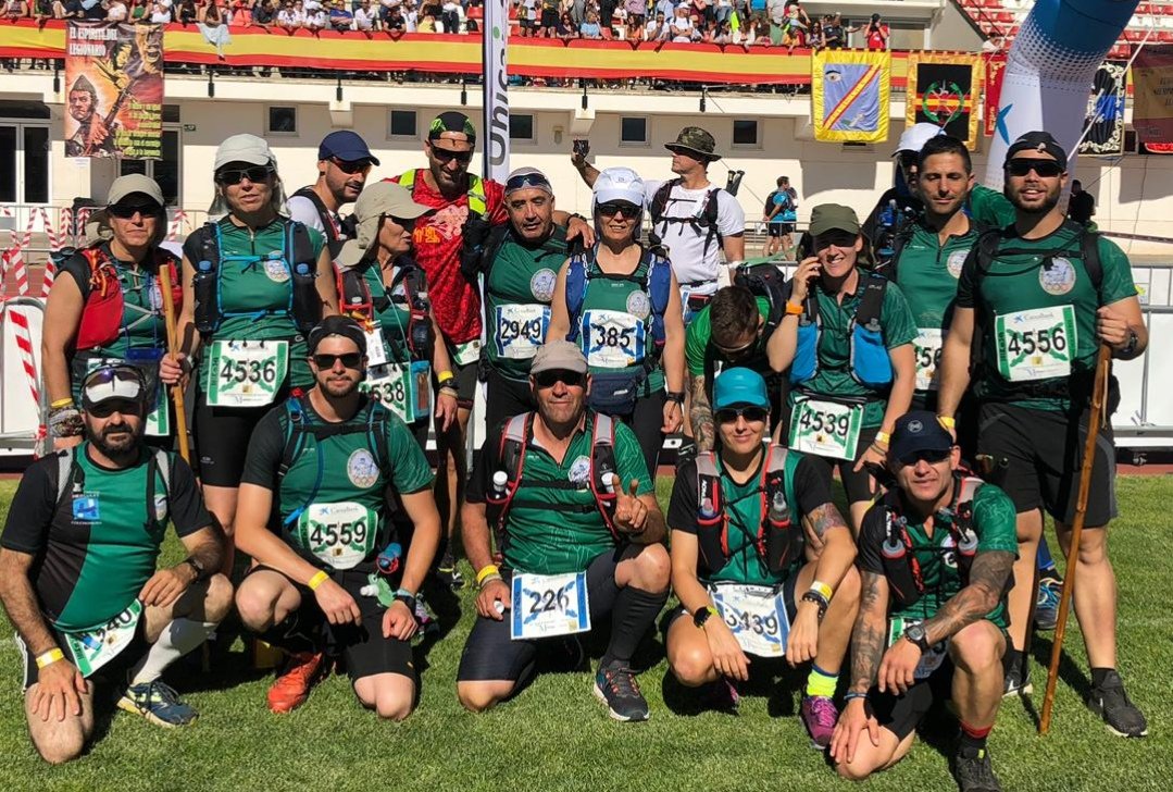 CatlDivina's tweet photo. 16 de los 19 integrantes de nuestro club terminan con ÉXITO los @101km24H! Podemos decir con orgullo que demostráis #compañerismo #solidaridad #resistencia #fuerza en resumen #SiQuieresPuedes @deportechiclana @romanchiclana @chitoronda @TrailAndalucia @josevera_jv @ayto_chiclana https://t.co/Ztqg2rmAUV