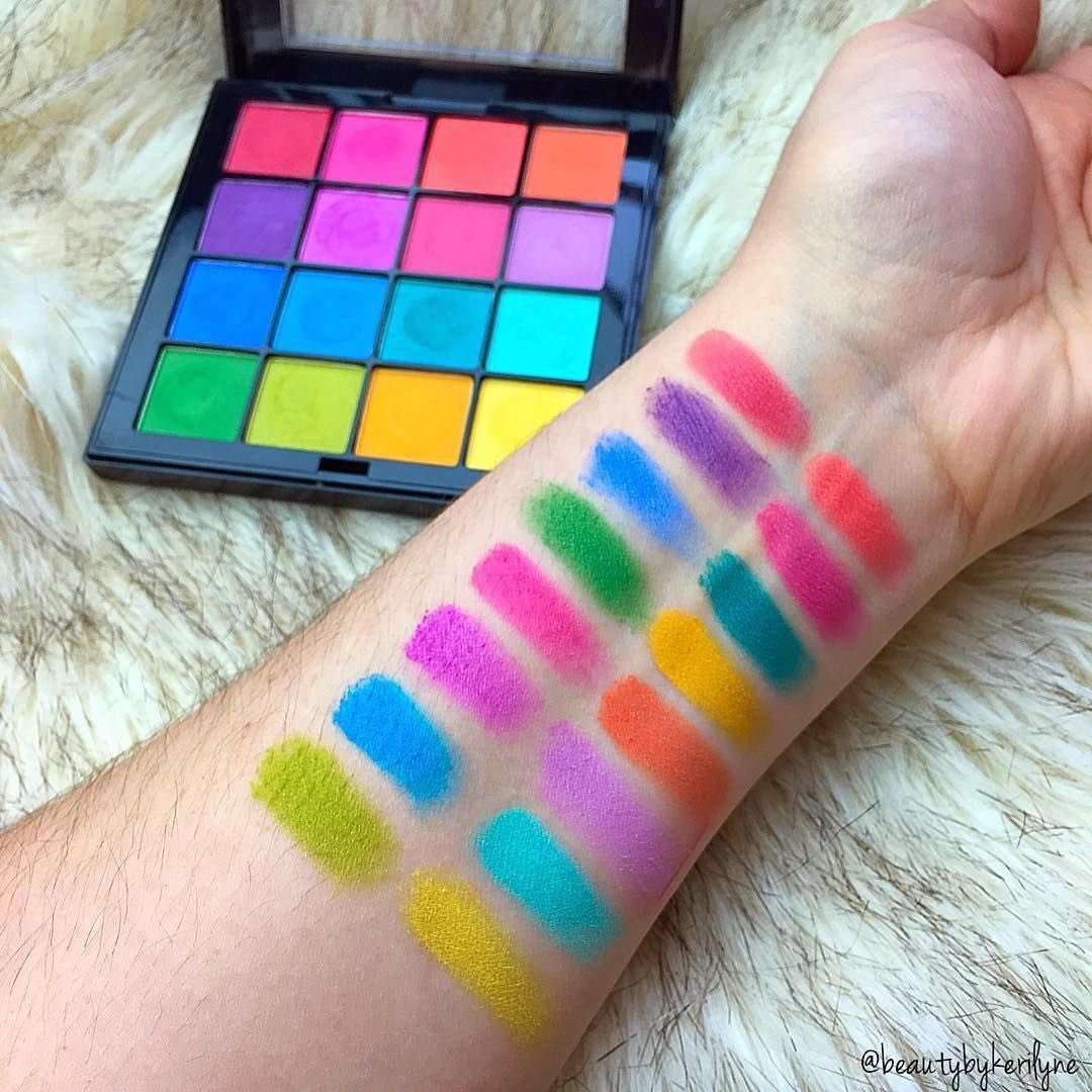 The  @NyxCosmetics ultimate palettes are a favourite at $18 which is a lil pricy but a smaller and even cheaper version of those palettes are the nyx ultimate edit petite palettes which are only $7! Both are awesome and have beautiful bright formulas.