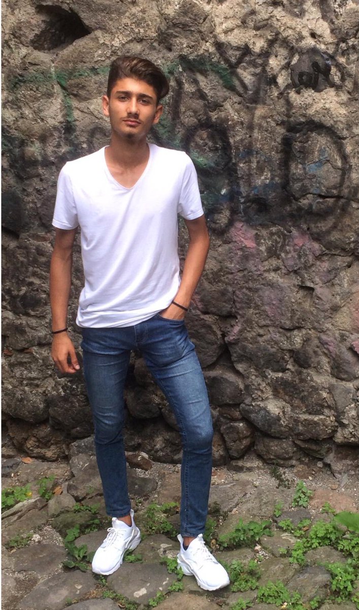 AtleticoVira's tweet photo. KAAN FIRTINASI
Takımımız, ligin 5. haftasında Fodikspor ile karşılaştı. Namağlup serisini sürdüren takımımız sahadan 6-4'lük skorla galip ayrılarak bir haftalığına hediye ettiği liderliği geri alırken goller ise; 
5' Kaan
8' Kaan 
12' Kaan 
34' Kaan 
48' Kaan
59' Kaan'dan geldi. https://t.co/5FxVHBkpTX