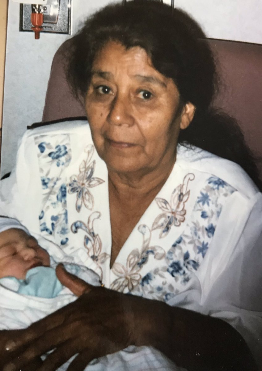 GlassOfGaby's tweet photo. My two beautiful angels now look over me. My heart still aches every time I think about them. Love you Abuelita and Christian💖 until I see you guys again https://t.co/UTiTY1DNb8