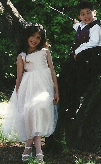 GlassOfGaby's tweet photo. My two beautiful angels now look over me. My heart still aches every time I think about them. Love you Abuelita and Christian💖 until I see you guys again https://t.co/UTiTY1DNb8