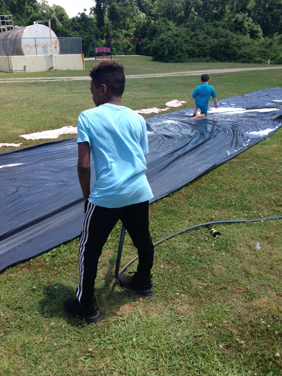 fizzed2000's tweet photo. Starting #watersafety today with my classes. They LOVE it and I love creating experiences and memories for my students. #bmepe #learninghowtoswimoutofaripcurrent https://t.co/LAVcDlMdzC
