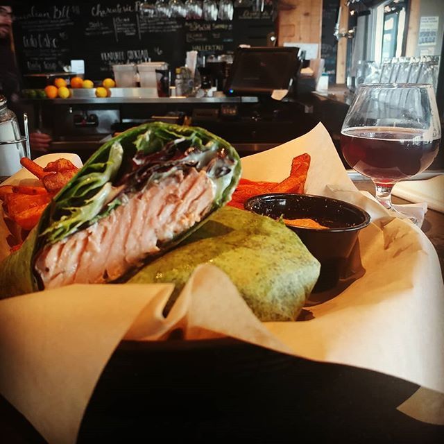 NadirOmowale's tweet image. Because I deserve the very best… The Wasabi Salmon Wrap and The Gift at @blacklotusbeer #NotOnTheMenu #OnlyForThoseWhoKnow#OrderItNadirStyle nadiromowale.com/because-i-dese…