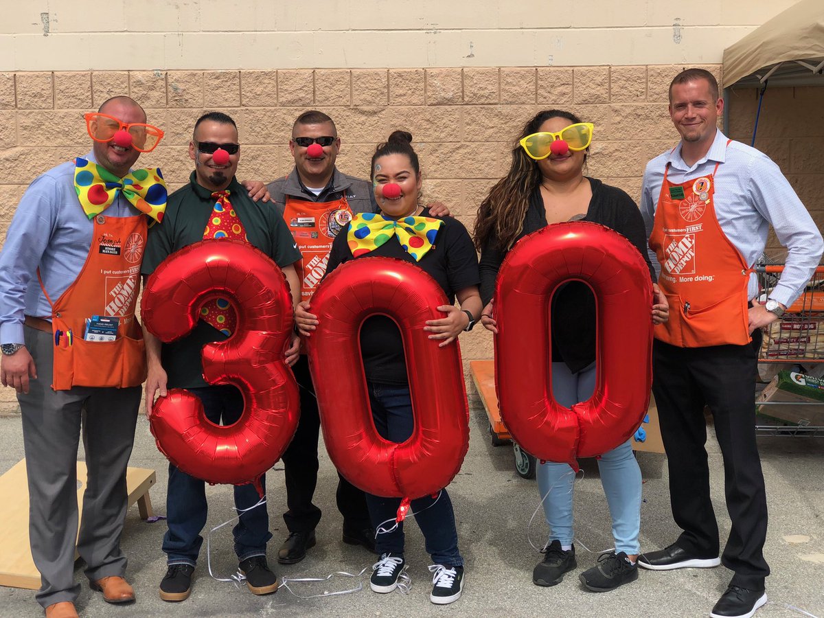 Josephareyes83's tweet photo. 300 days safe at Morgan Hill! #PacNorthProud https://t.co/WMEfJcoV3j