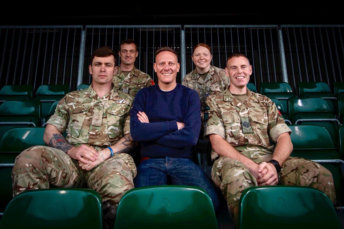 antonycotton's tweet image. Last week I met up with the @BritishArmy #OpSMART team in Catterick Garrison and we filmed a piece about mental resilience for #MentalHealthAwarenessWeek. I’ll post it as soon as I have it. For anyone struggling please, reach out. 

Samaritans: 116 123
Forcesline: 0800 731 4880